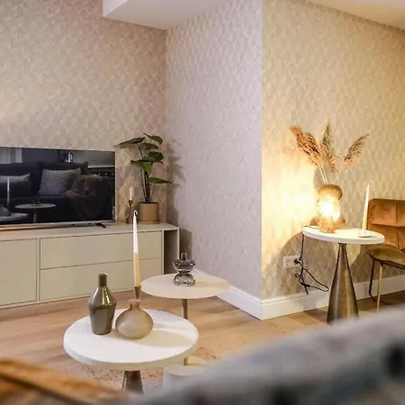 Apartment Haya Seaview - The Cinema
